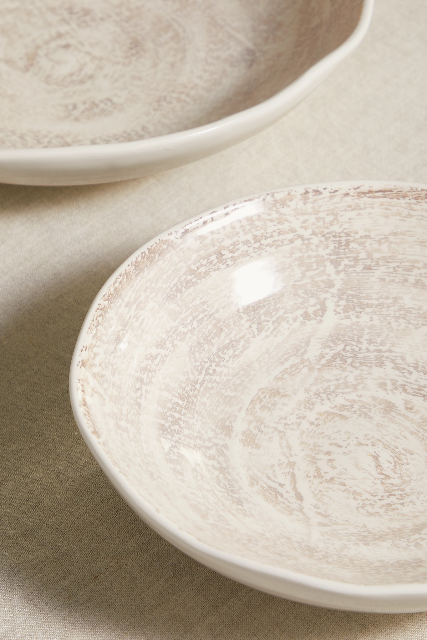 Set of two glazed ceramic bowls - 4