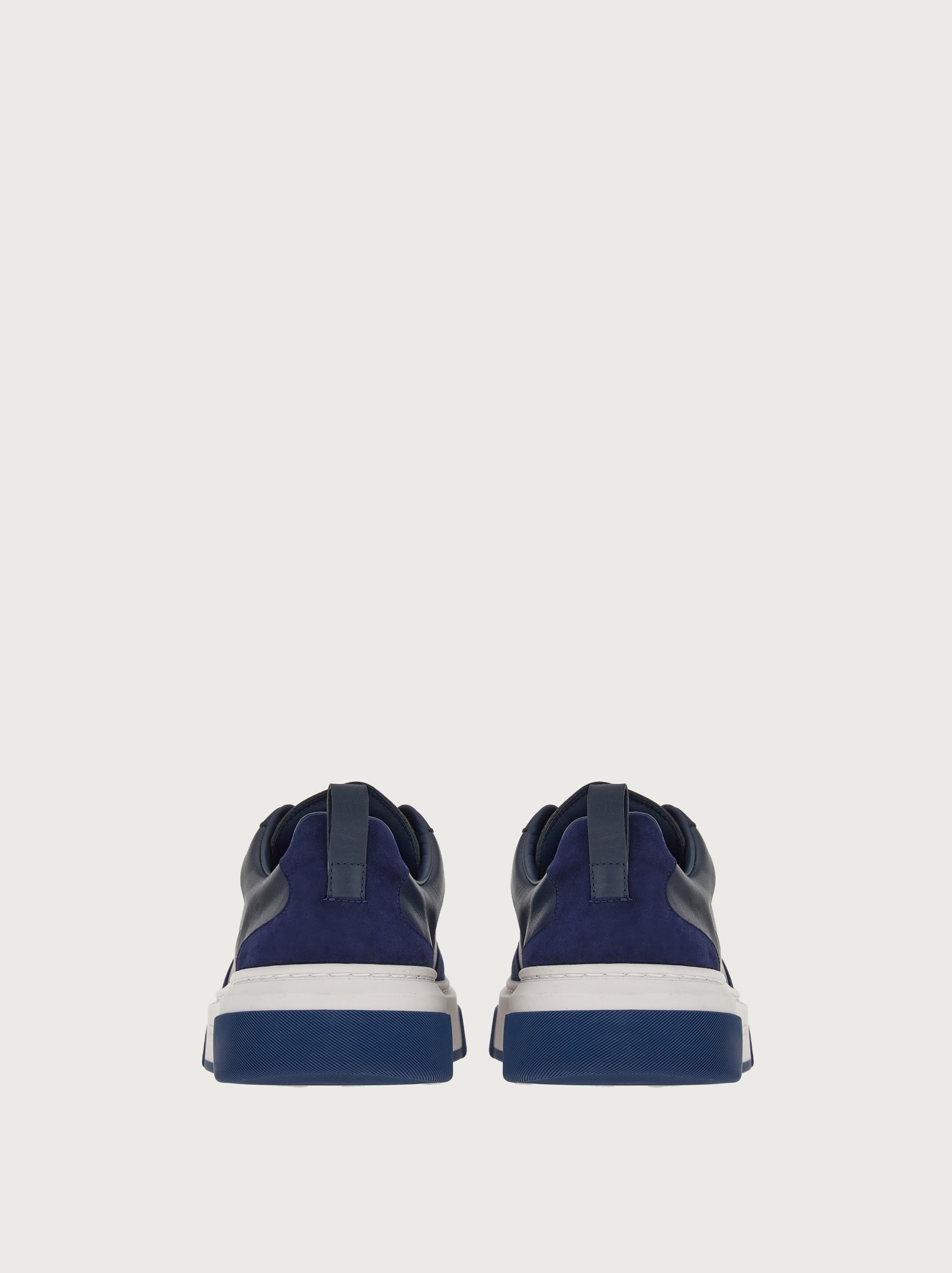 Sneaker - 3
