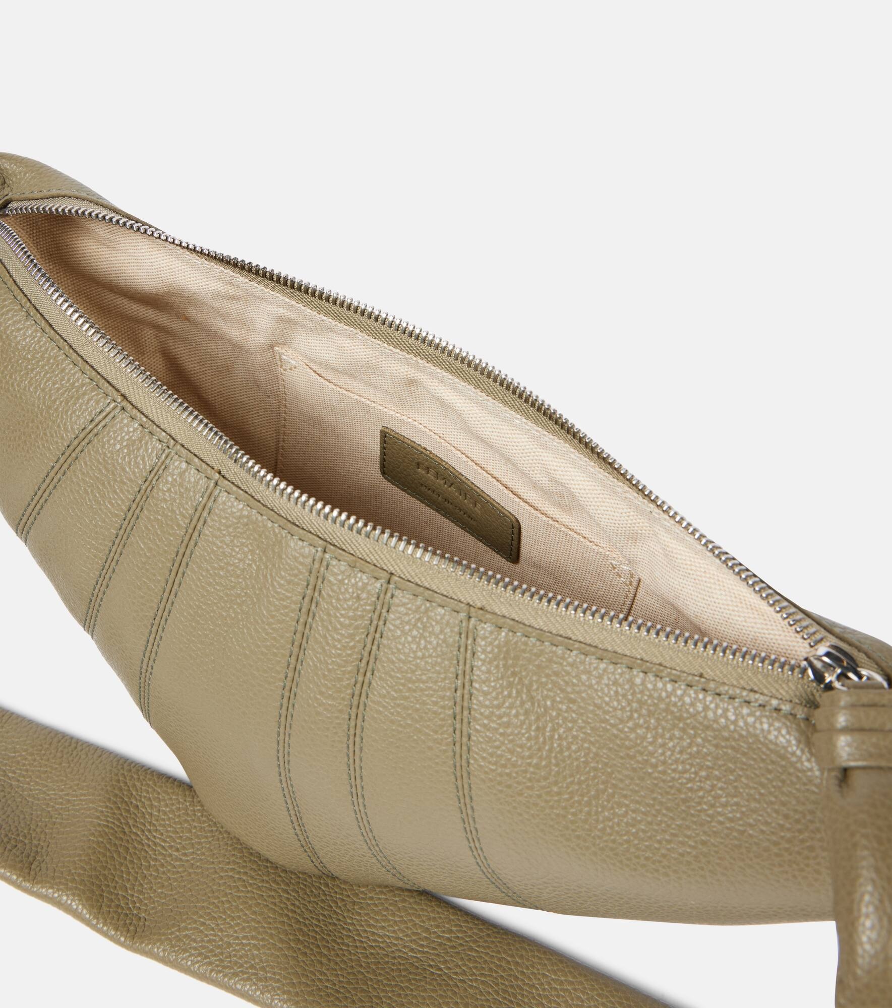 Croissant Small leather shoulder bag - 3