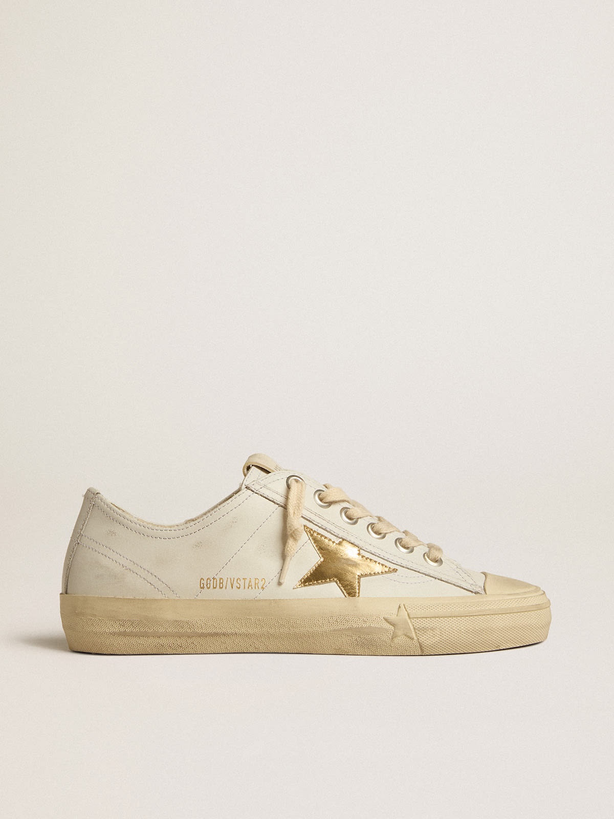 V-Star in white leather with gold metallic leather star - 1