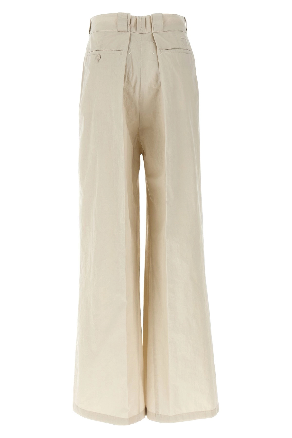 Wide range of trousers - 2