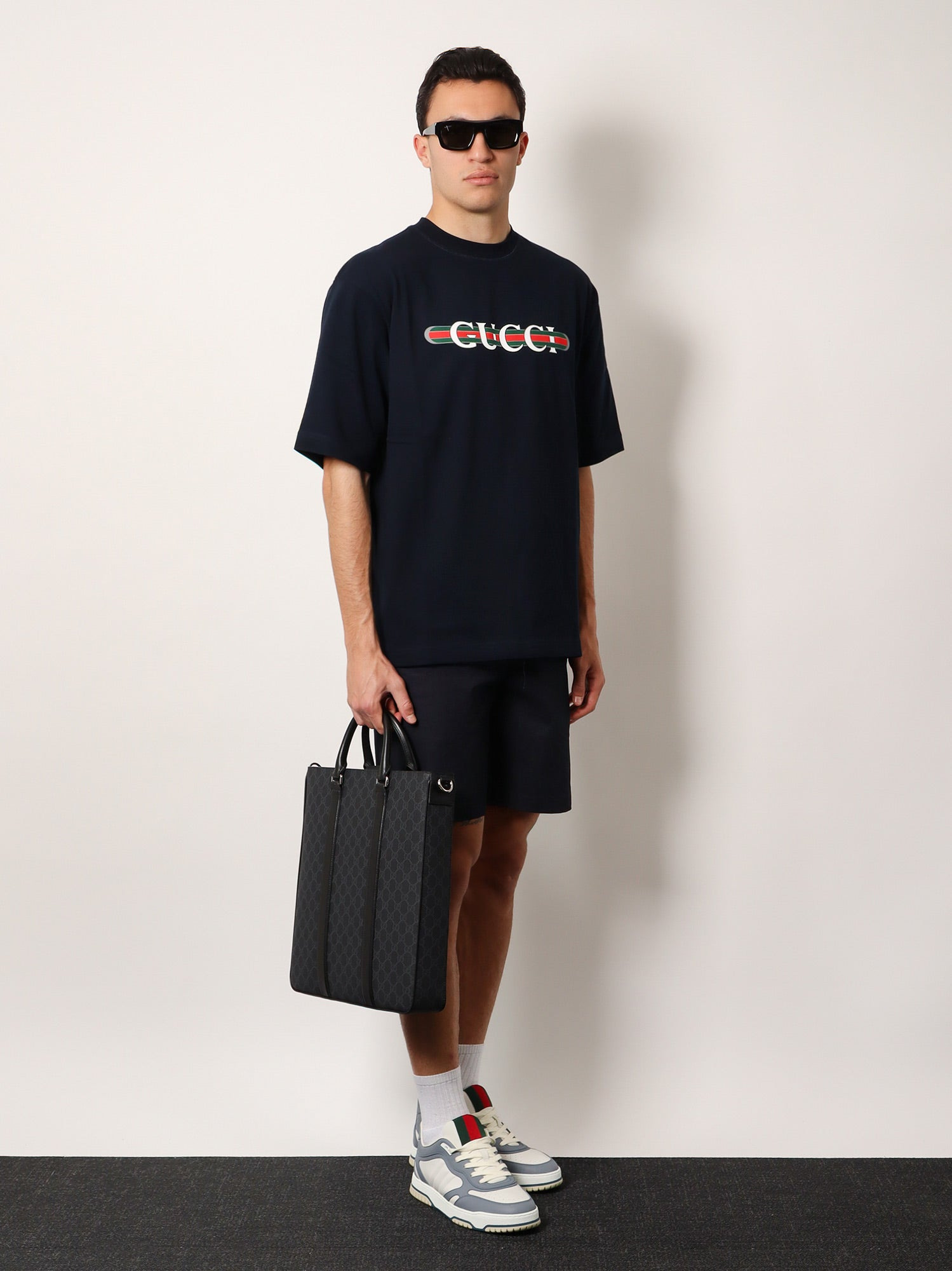 Gucci Gg Supreme Fabric Shopping Bag With Shoulder Strap - 2
