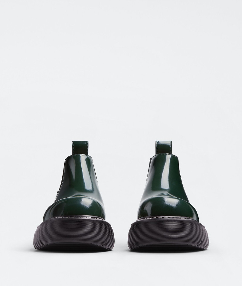 Bottega Veneta swell outlook