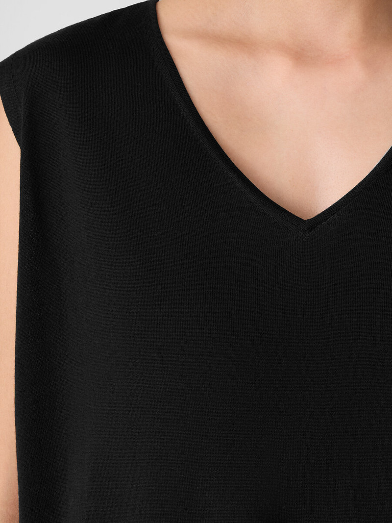 Superfine Merino Vest in Regenerative Wool 5
