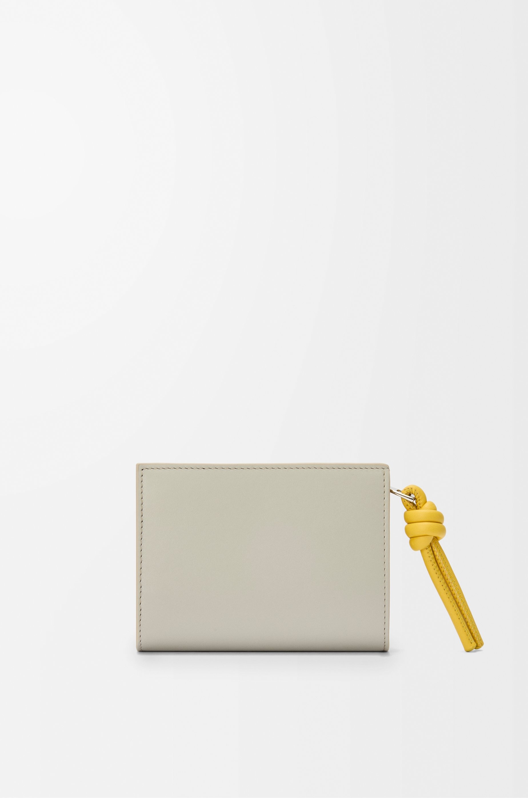 Knot compact wallet in shiny nappa calfskin - 4