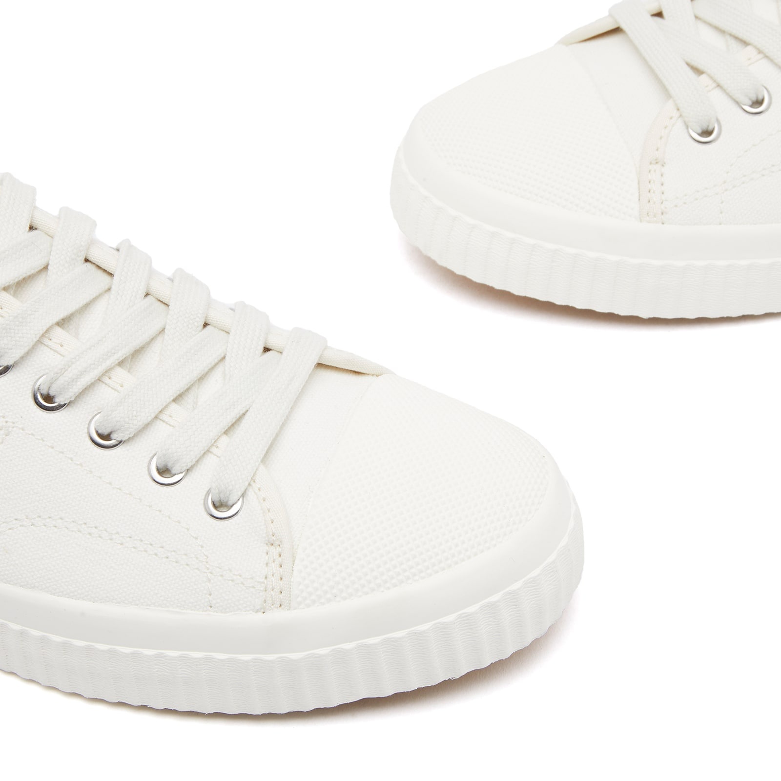 Fred Perry Hughes Low Canvas Sneaker - 4