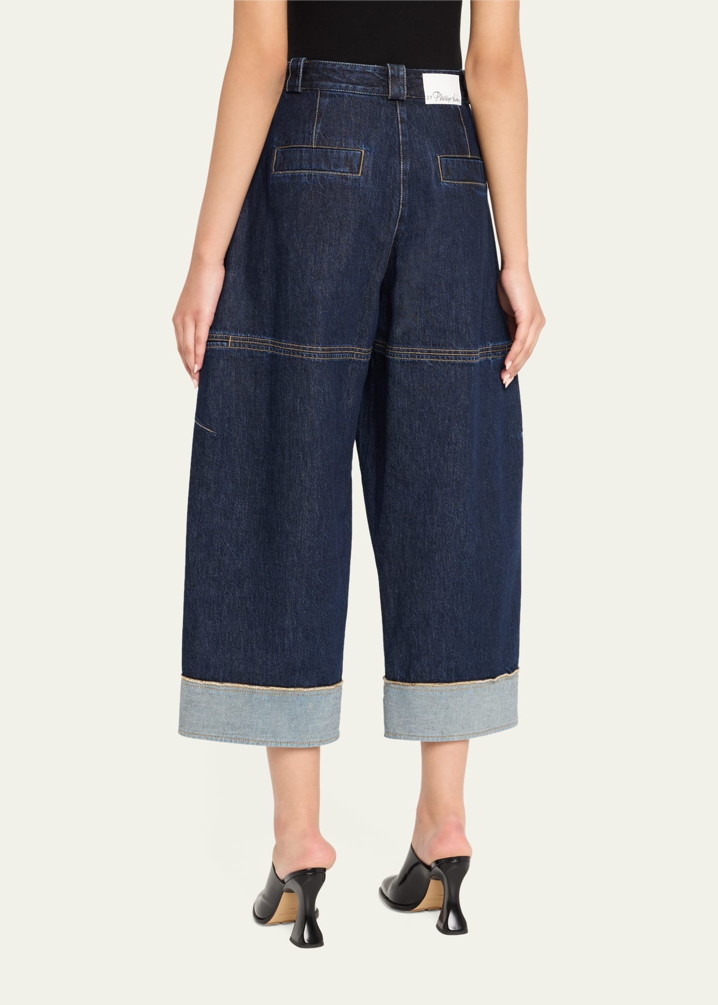 Curved Wide-Leg Cropped Jeans - 3