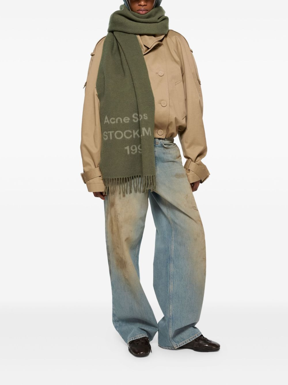 logo-embellished wool scarf - 5