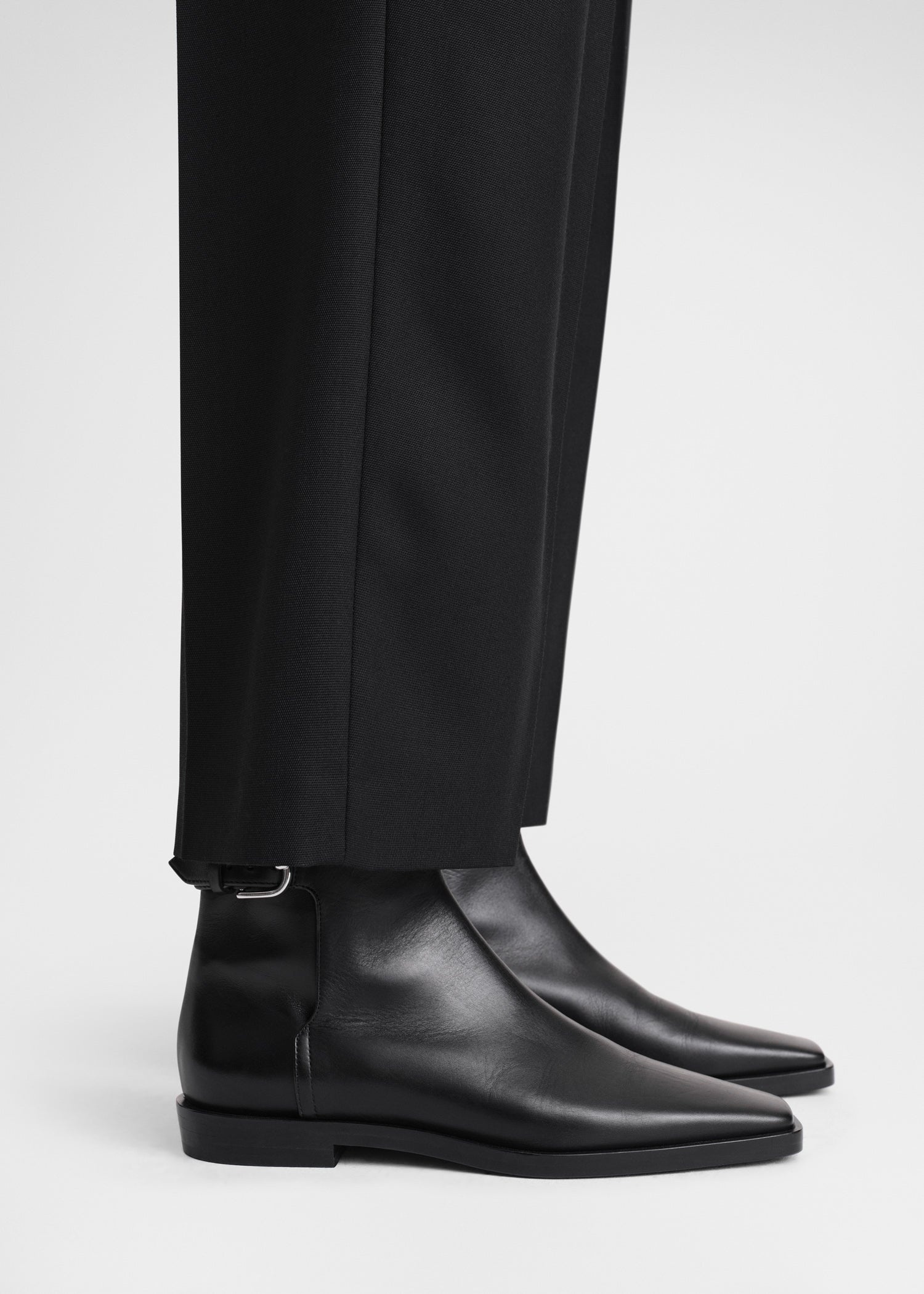 The Belted Boot black - 2