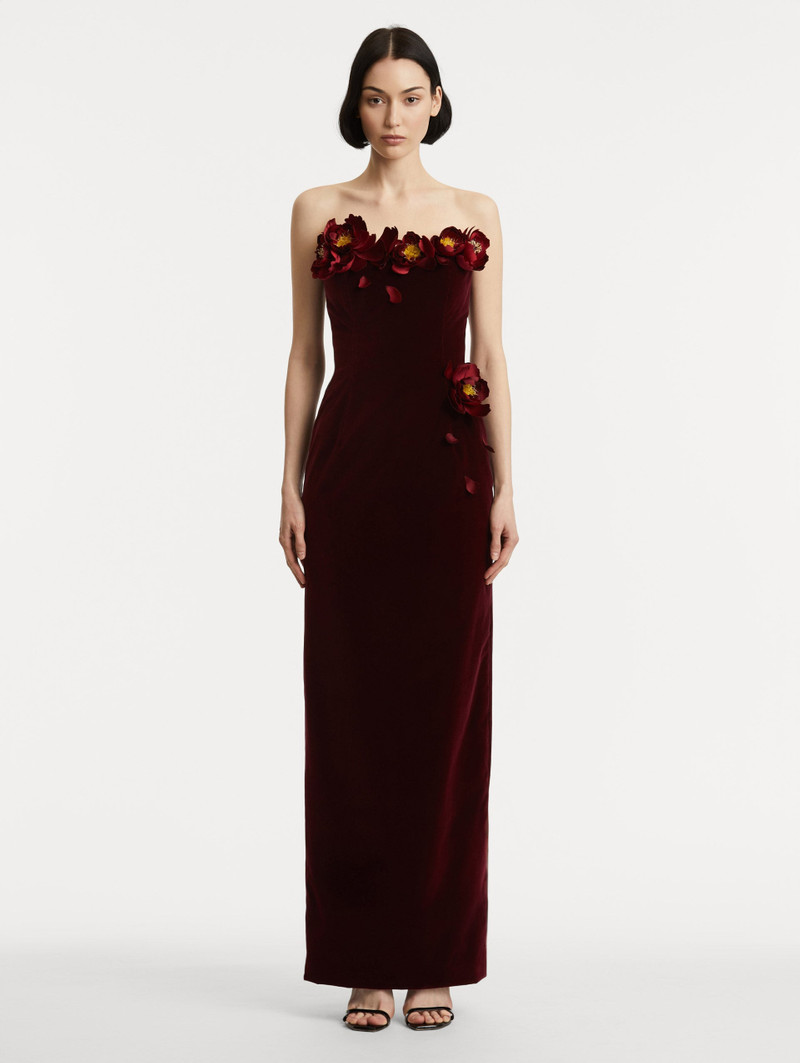 Oscar de la Renta PEONY APPLIQUÉ VELVET GOWN outlook