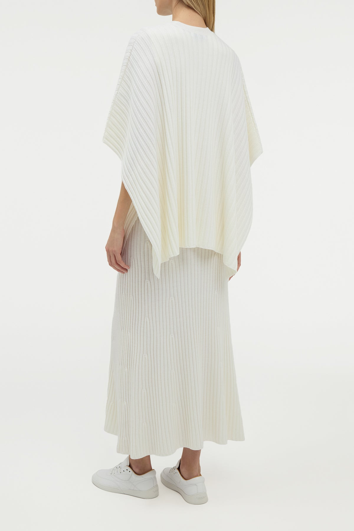 Baron Knit Cropped Poncho in Ivory Merino Wool Cashmere - 4
