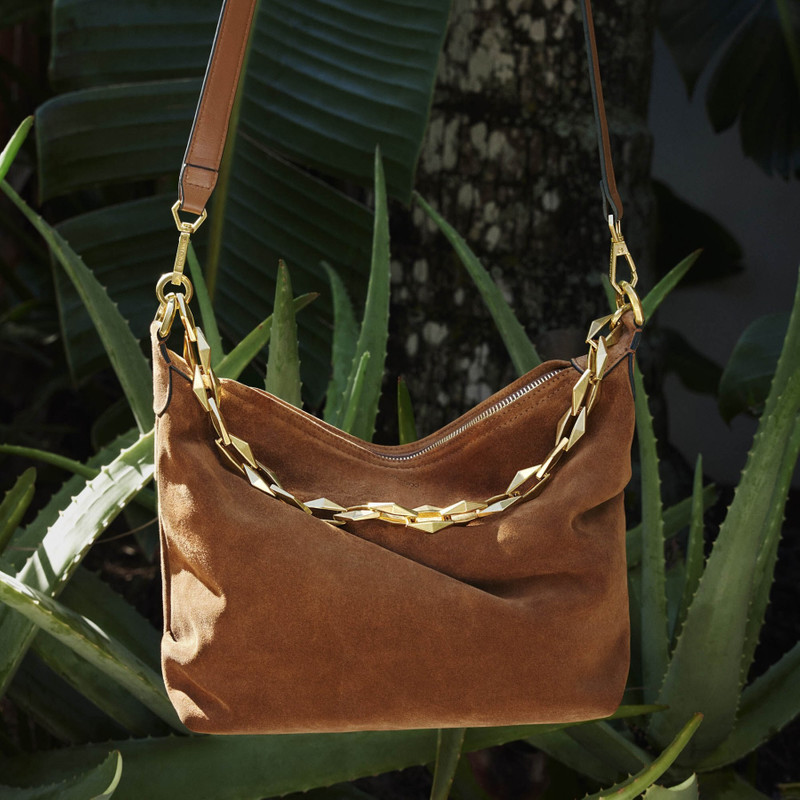 Diamond Soft Hobo S
Tan Suede Hobo Bag with Chain Strap 7