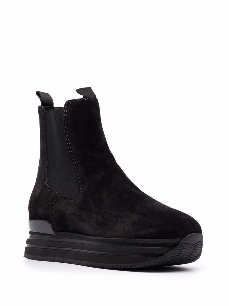 HOGAN Highlights chunky-sole Chelsea boots outlook