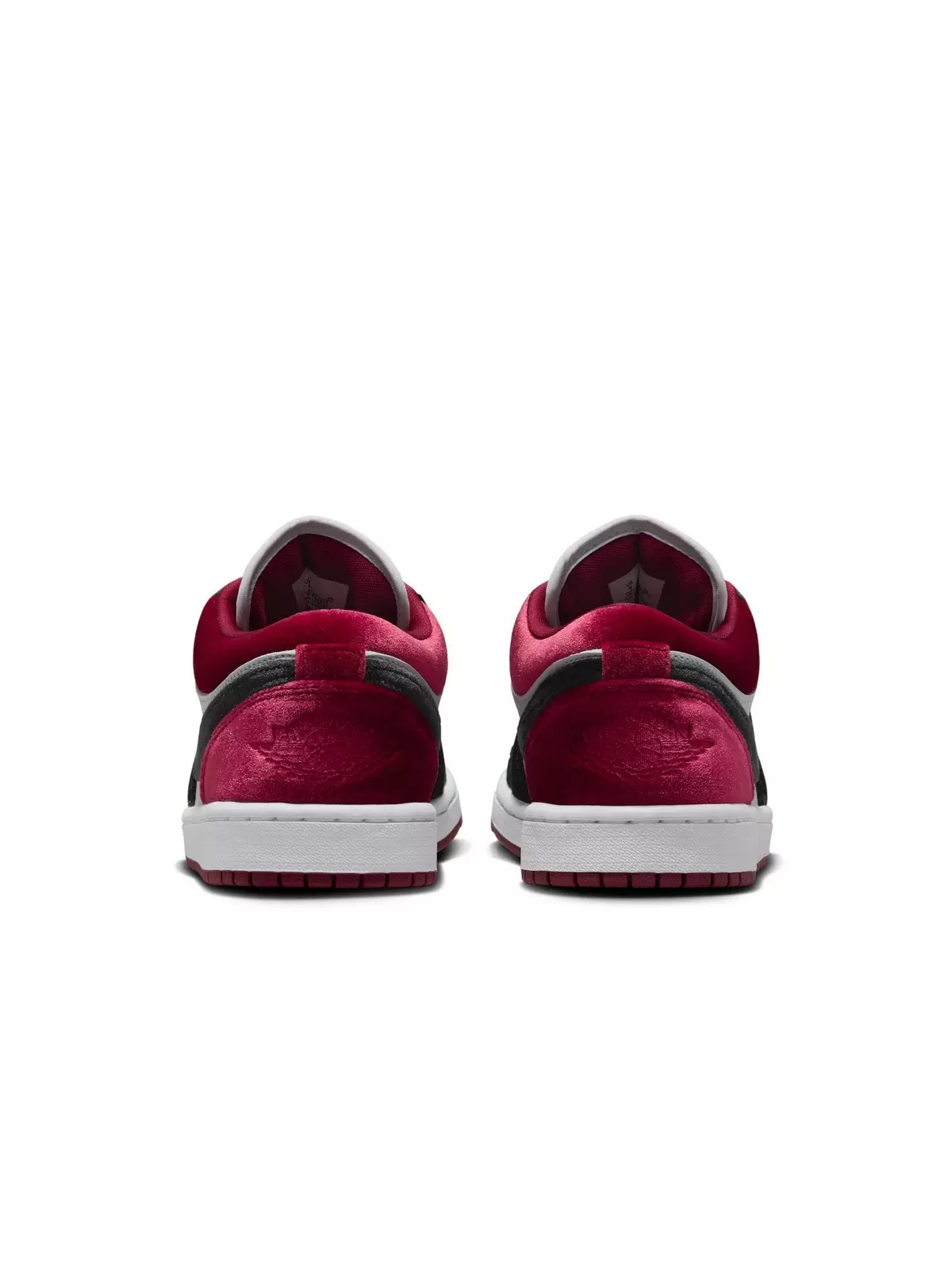 1 Low SE "Black/White/Team Red" Women's Shoe - 6