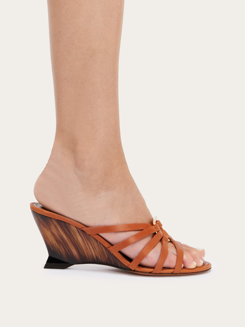 FERRAGAMO Wedge slide with Gancini ornament outlook