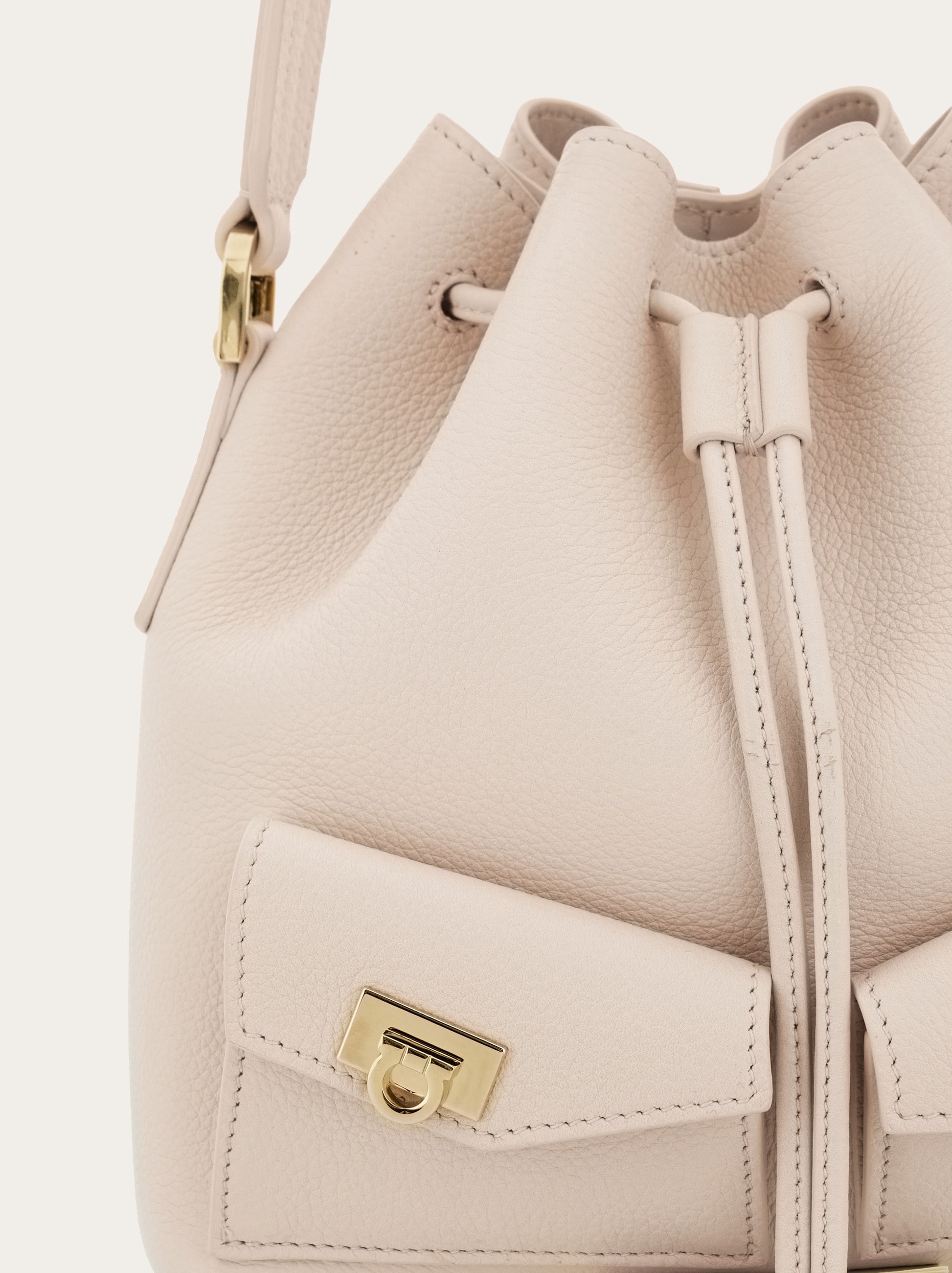 Multipocket bucket bag - 6