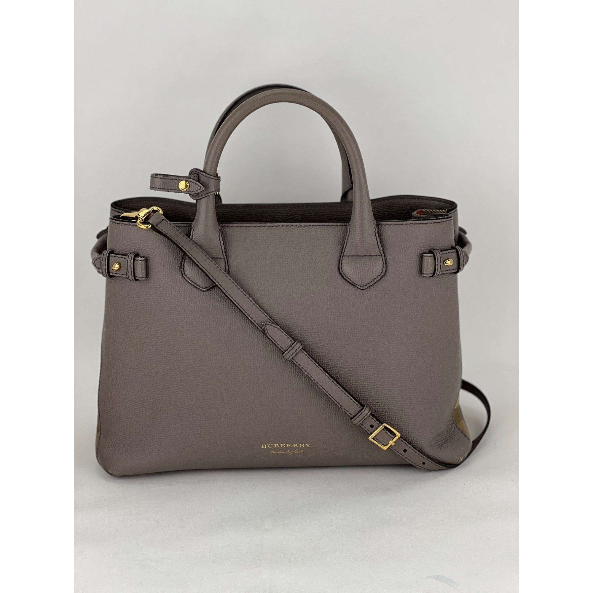 Debsluxurycloset - Burberry Tote Banner House Check Leather Canvas Medium Hand Shoulder Bag preowned - 12
