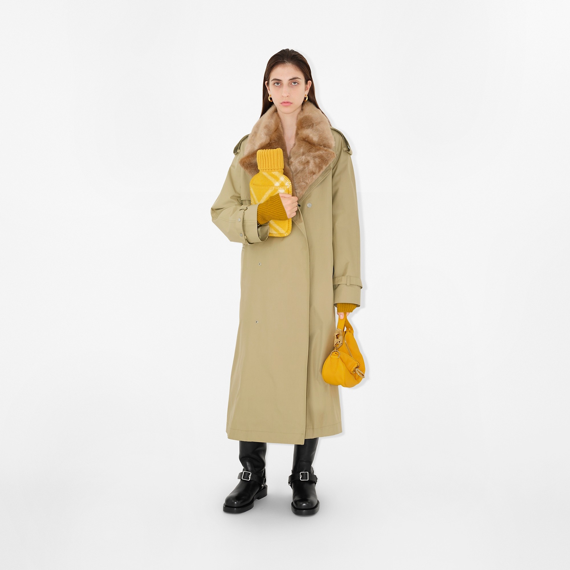 Burberry Small Knight Bag | REVERSIBLE
