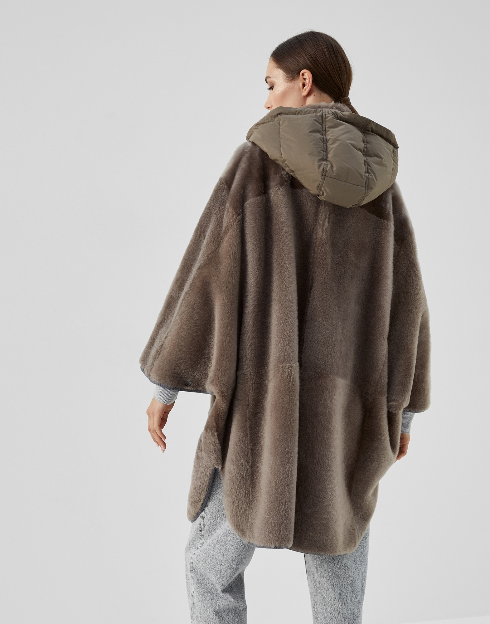 Reversible shearling coat with monili - 2