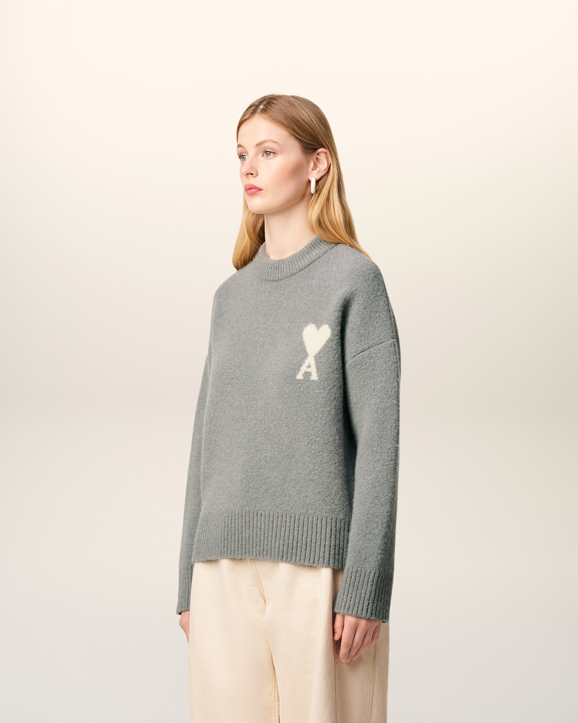 GREY ALPACA AMI DE COEUR CREWNECK SWEATER - 9
