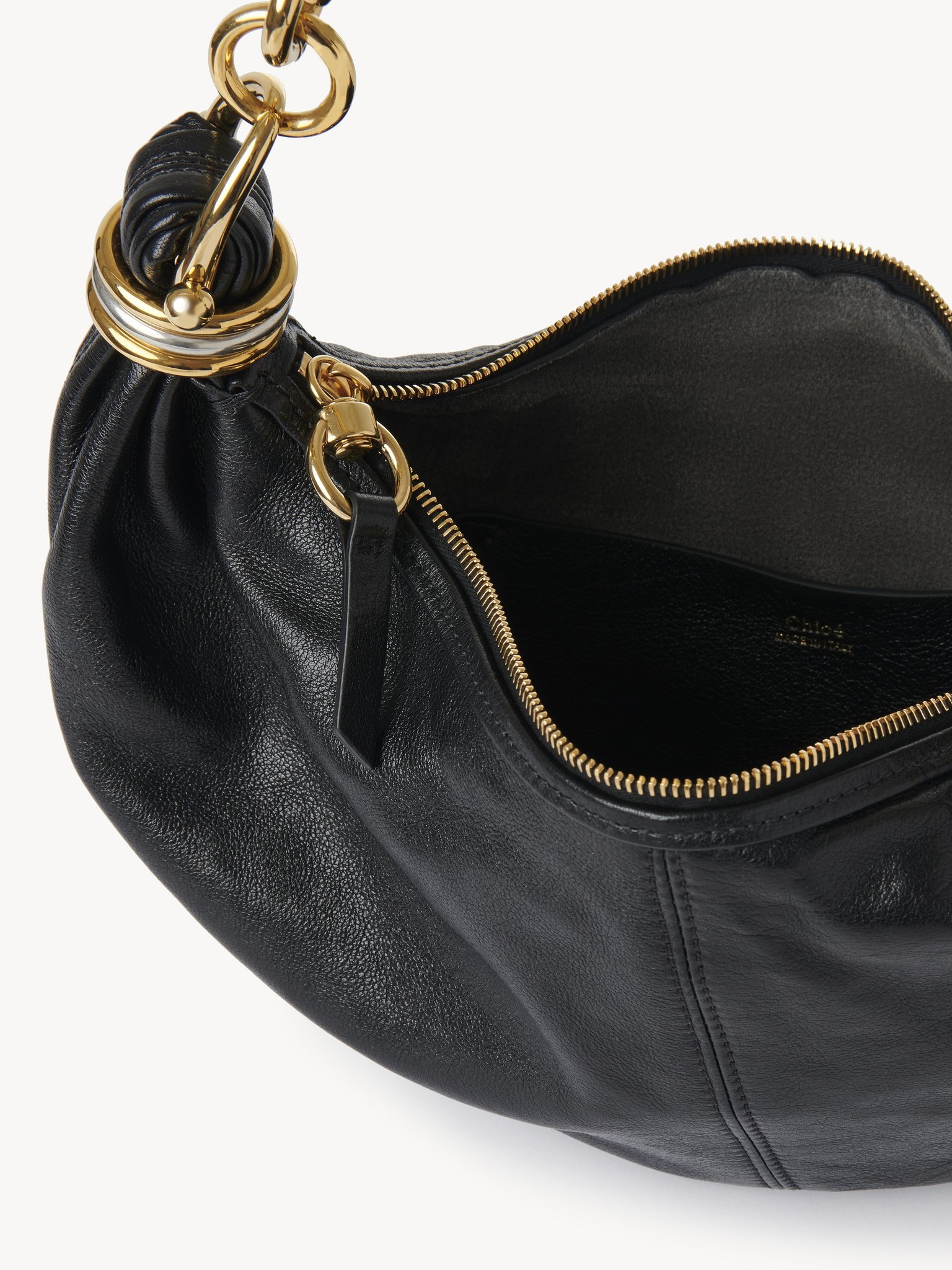 SMALL BRACELET HOBO BAG IN GRAINED LEATHER - 6