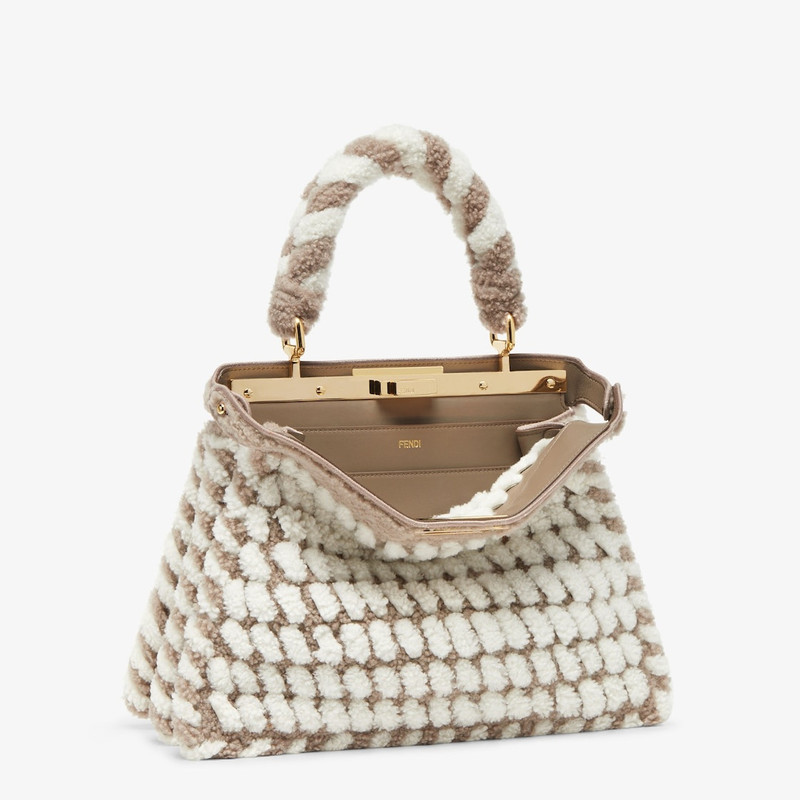 Peekaboo ISeeU Medium 4