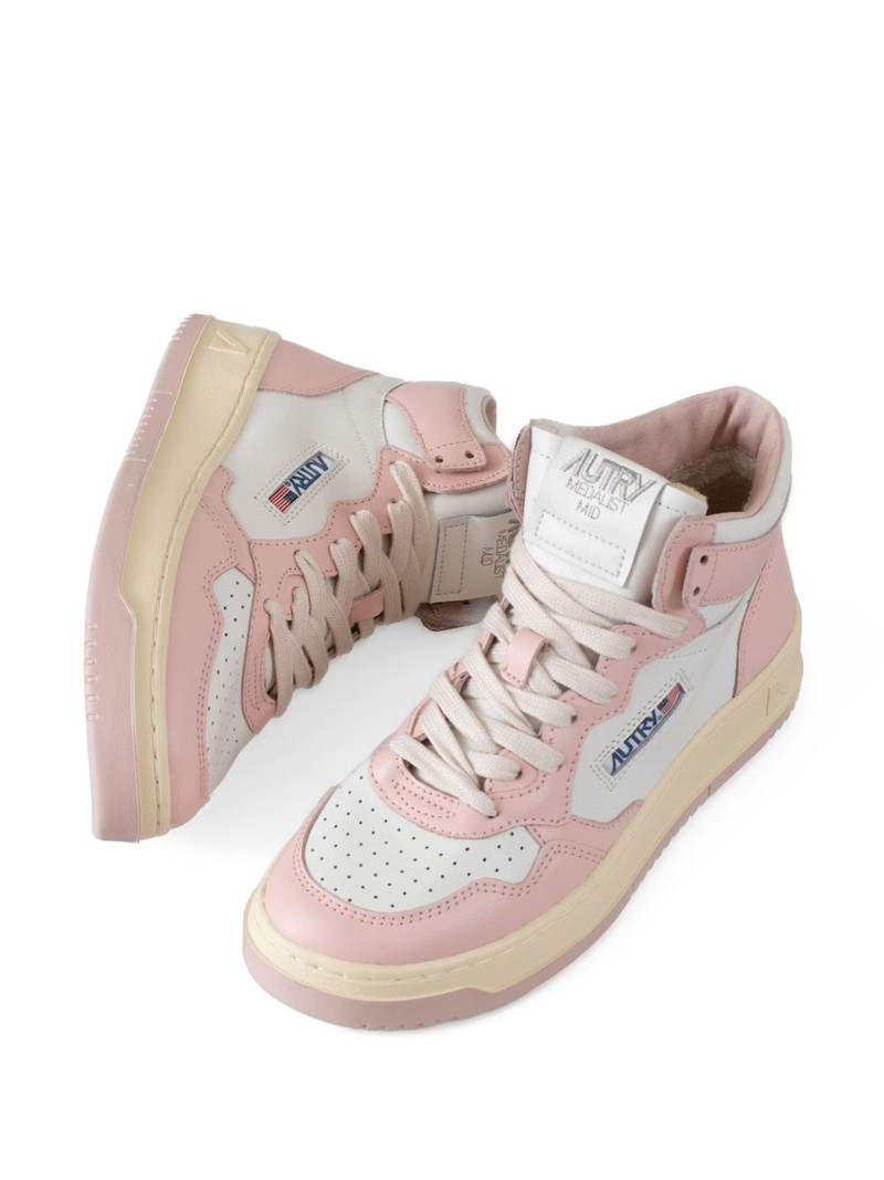 Medalist leather sneakers 4