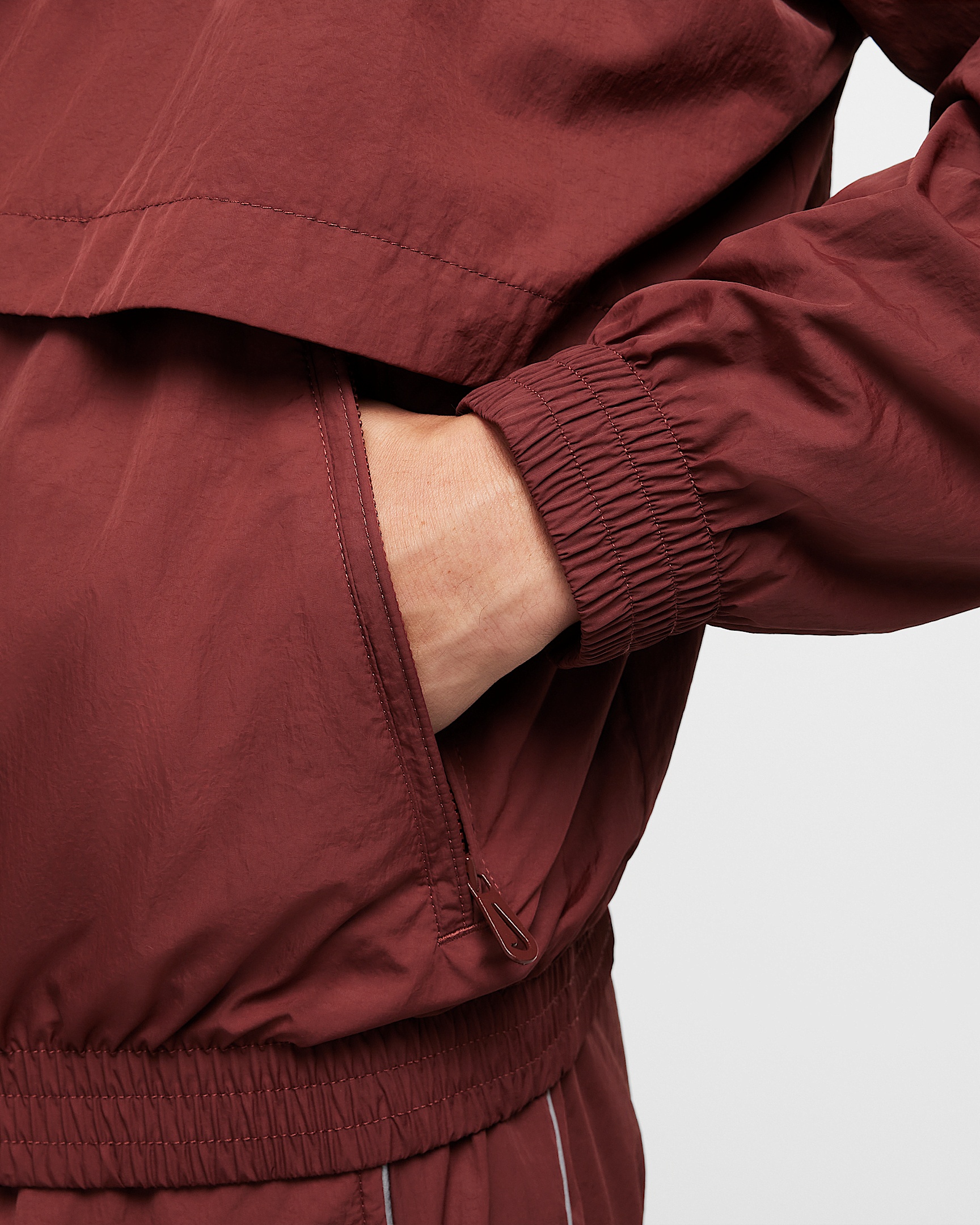 Nike Sportswear Solo Swoosh Men's Woven Track Jacket - 5