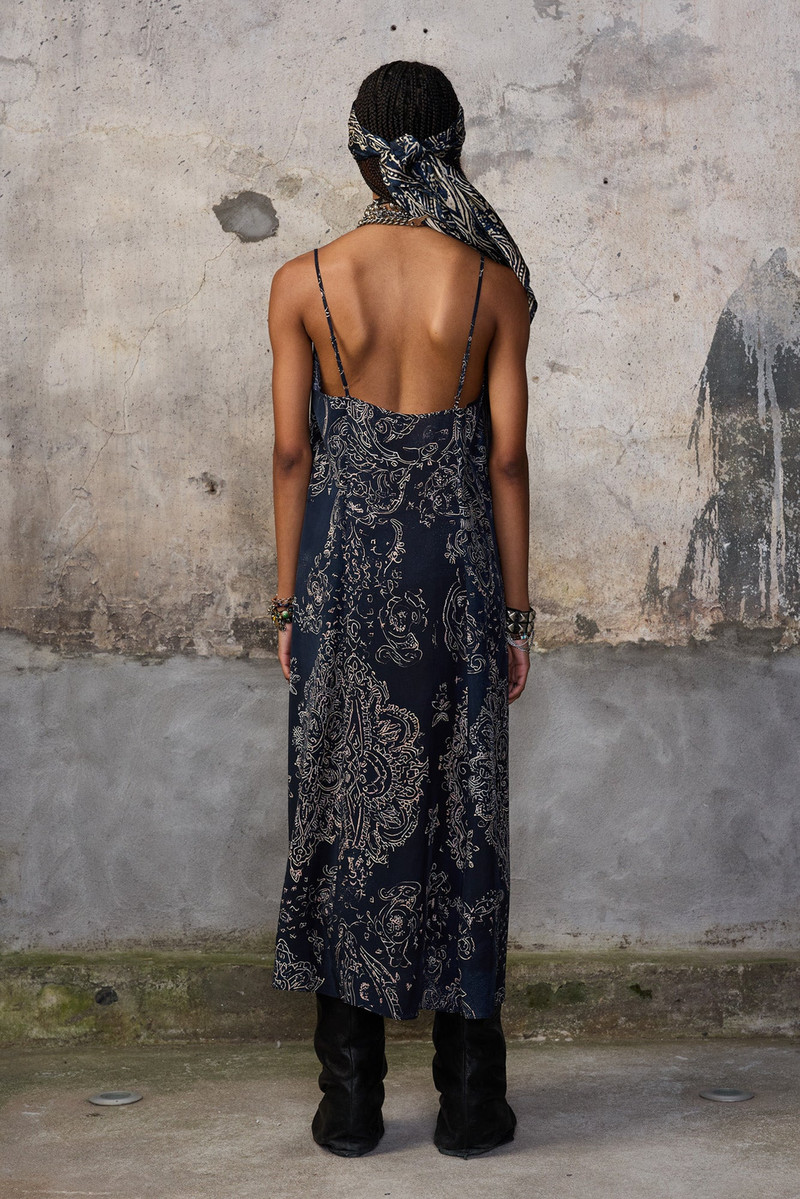 SLIP DRESS 4