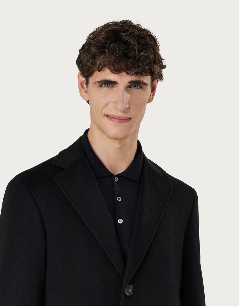 BLACK COAT IN WOOL AND CASHMERE 5