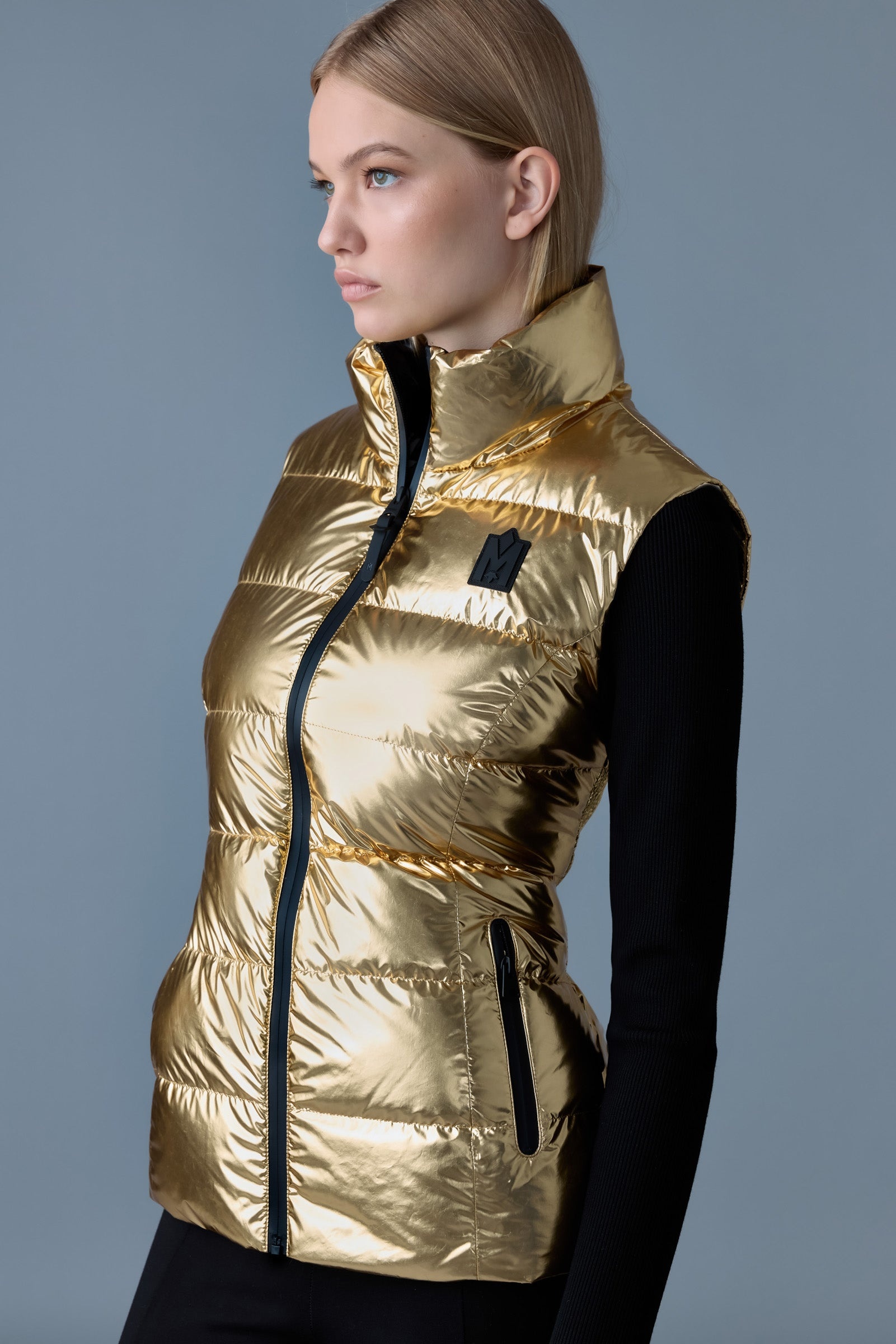 GISELA-M Metallic laminate light down vest - 5