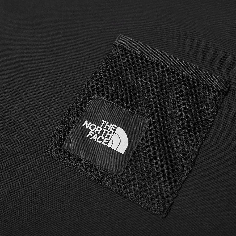 The North Face Black Box Cut Pocket Tee - 2