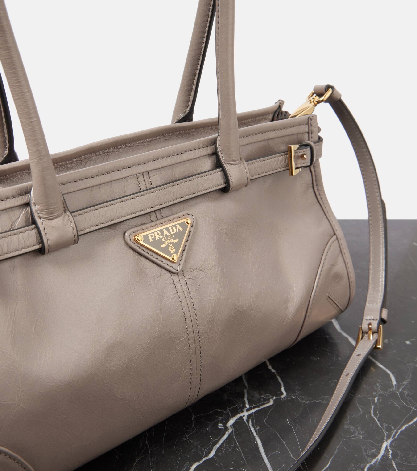 Medium leather shoulder bag - 6