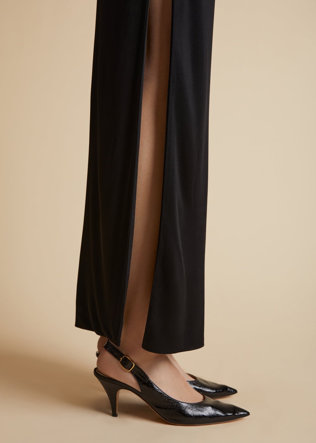 ワンピース KHAITE SS24 JUNET DRESS (54144084 200 BLACK) Junet Dress in Black – KHAITE