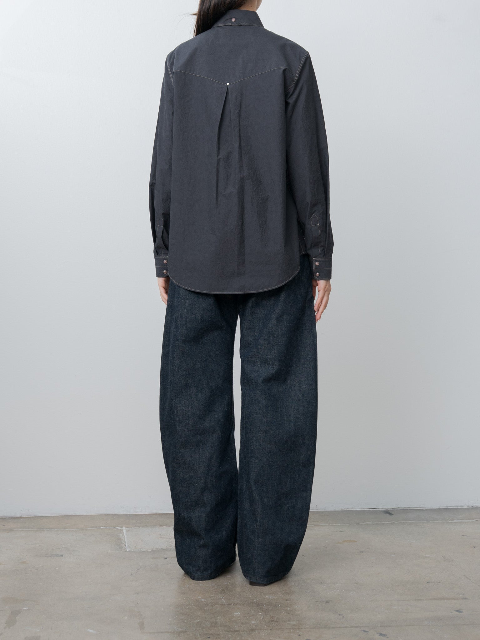 Chest-Pocket Fitted Shirt - Charcoal - 3