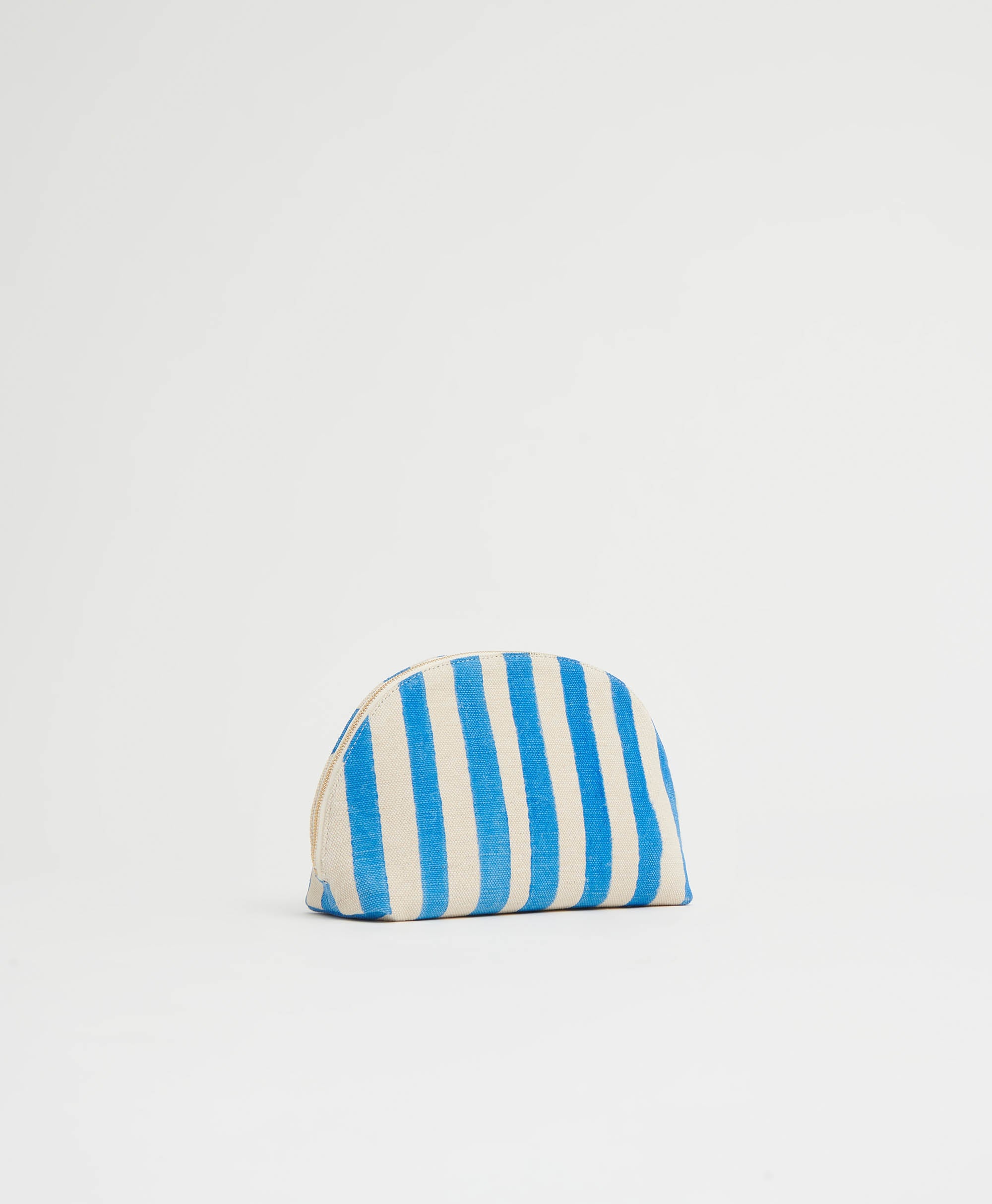 LIMITED EDITION BELLEZZA POUCH - 4