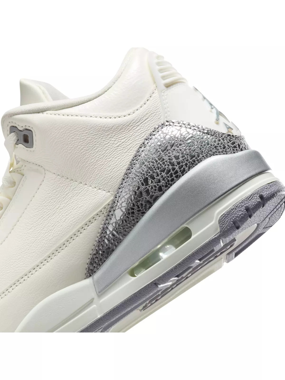 3 Retro "Cement Grey" Women's Shoe - 5