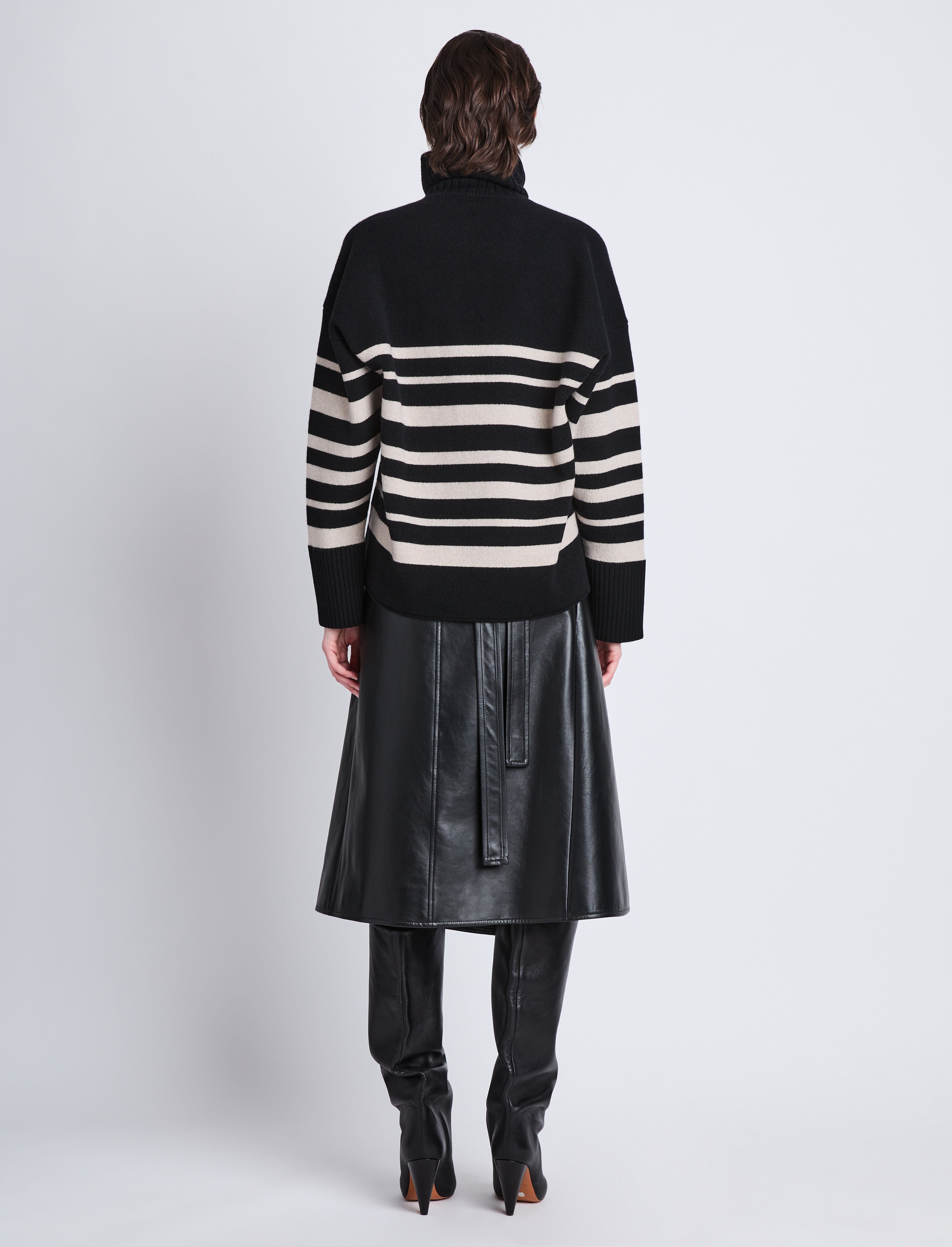 Sandra Turtleneck in Striped Doubleface Cashmere - 5