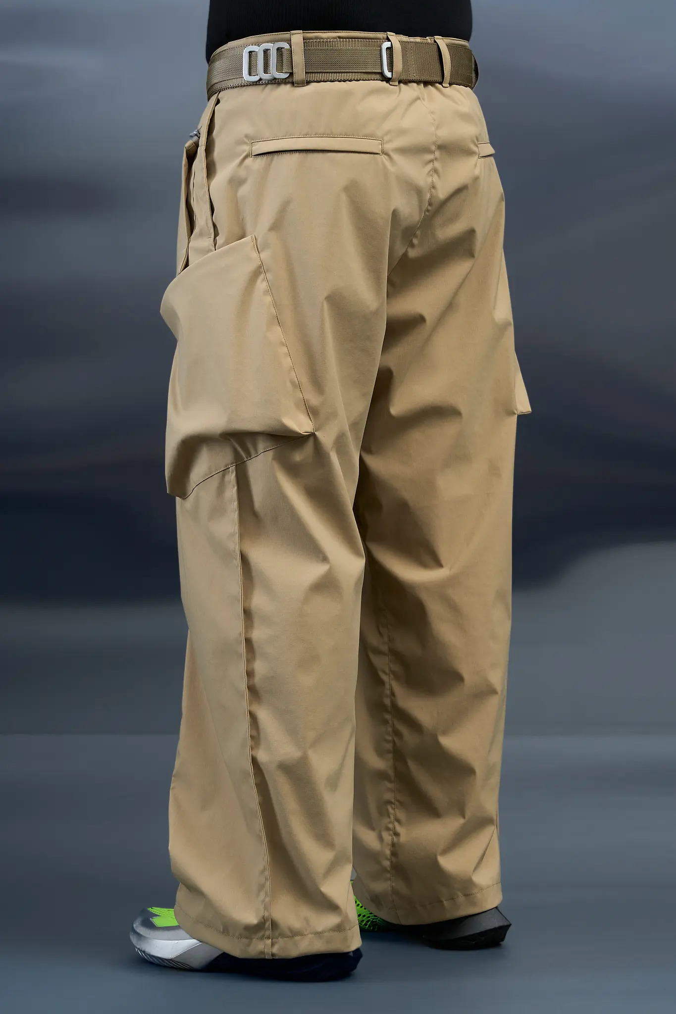 P45A-E Encapsulated Nylon Single Pleat Cargo Trouser Khaki - 9