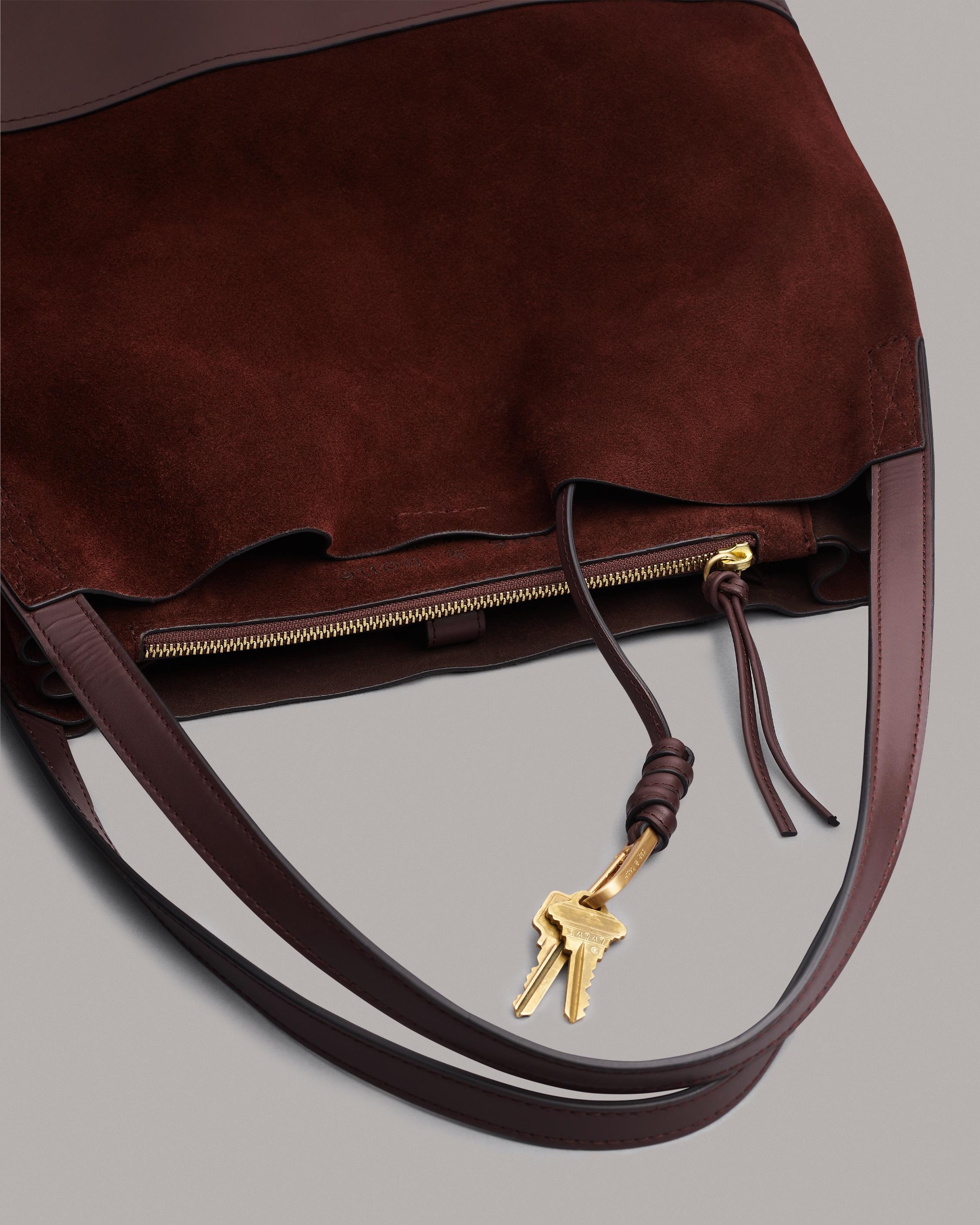Passenger Tote 2.0 - Suede
Large Tote Bag - 5