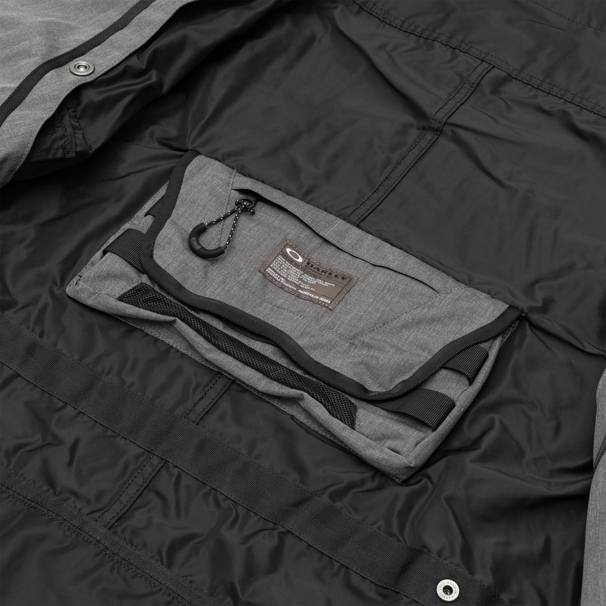 eYe X OAKLEY LAMINATED JACKET - 11