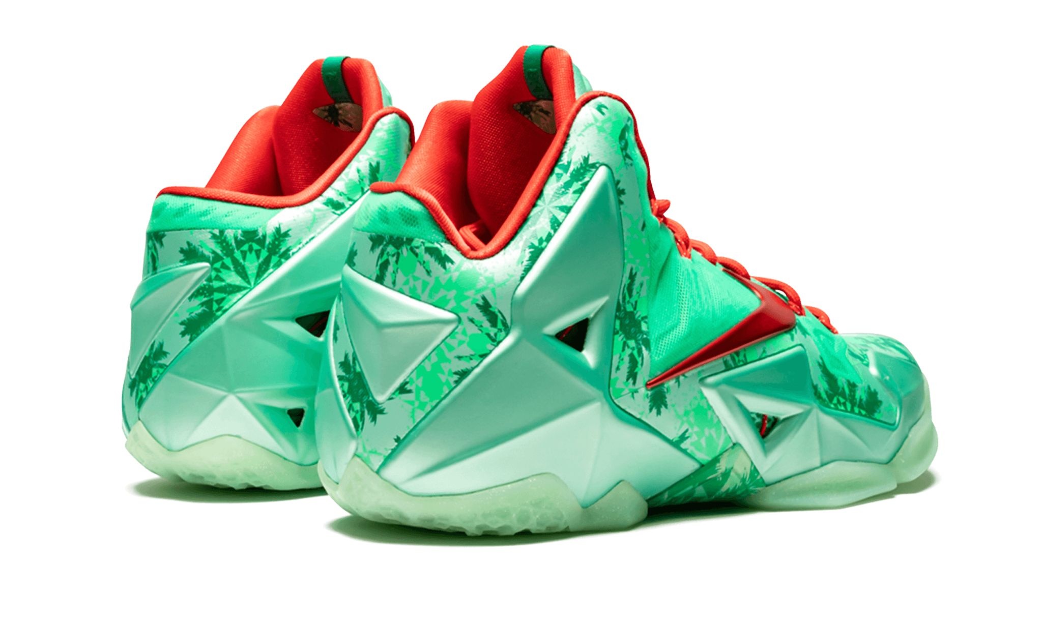 Lebron 11 "Christmas" - 3