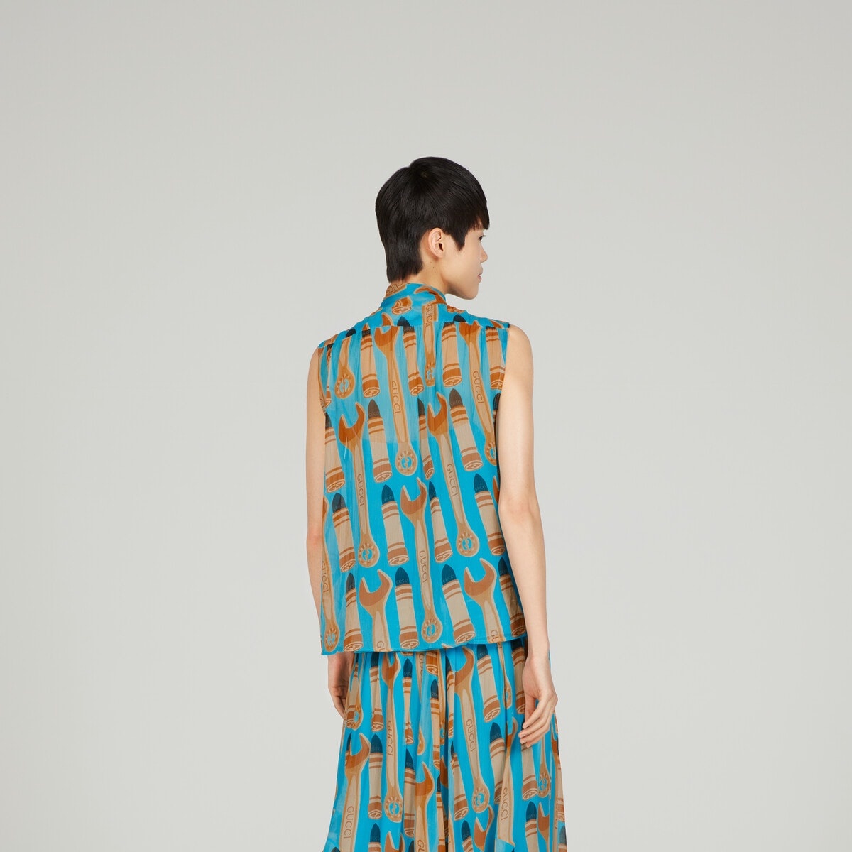 Lipstick and tool print silk shirt - 7