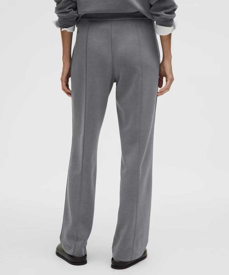 Softstreme High-Rise Straight-Leg Pant *Regular 3