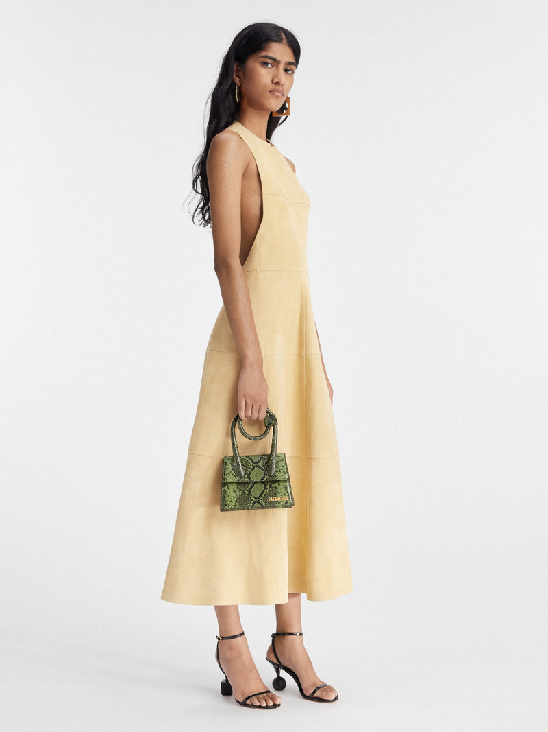 JACQUEMUS Le Chiquito noeud outlook