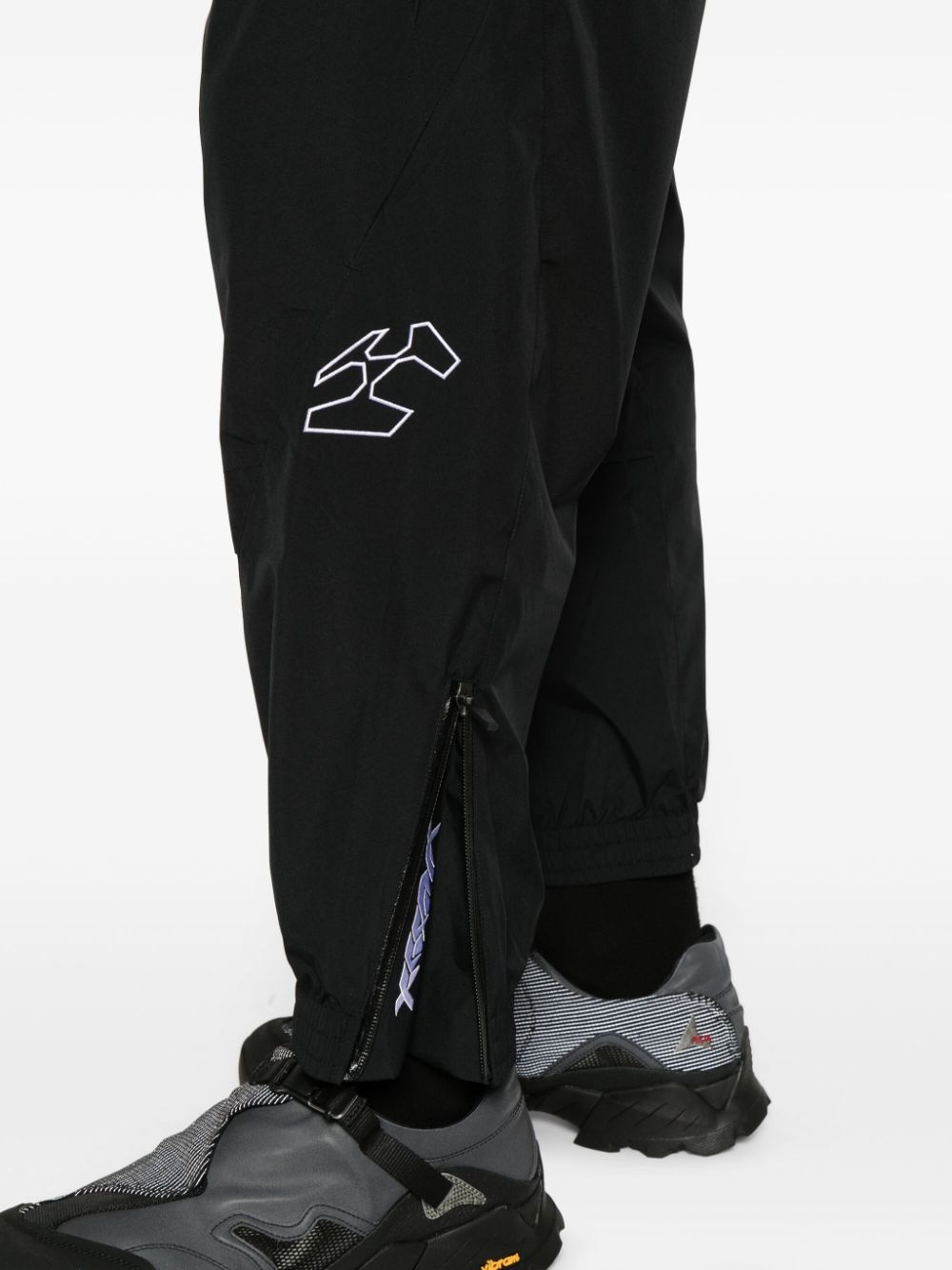 P53 Gore-Tex tapered drop-crotch trousers - 5