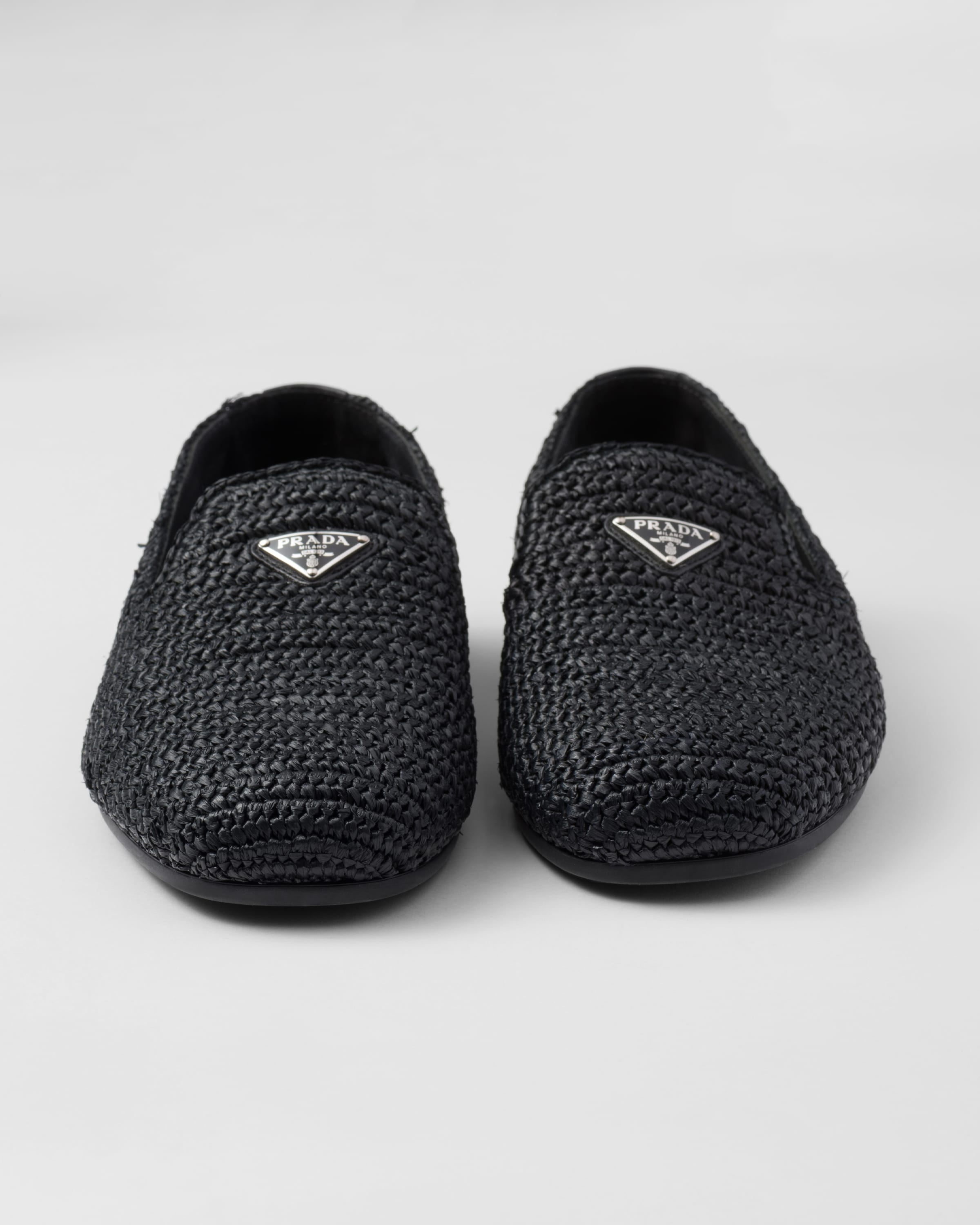 サンダル・ミュール Prada Leather And Crochet Slip-On Prada Crochet slip-on shoes | REVERSIBLE