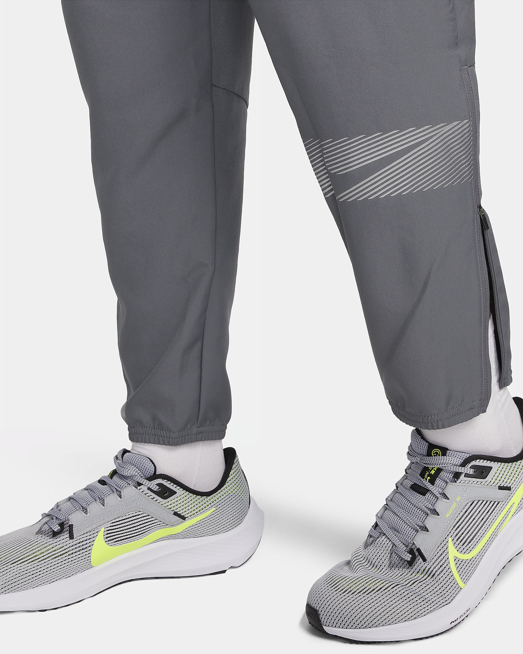 Nike Challenger Flash Men's Dri-FIT Woven Running Pants - 8