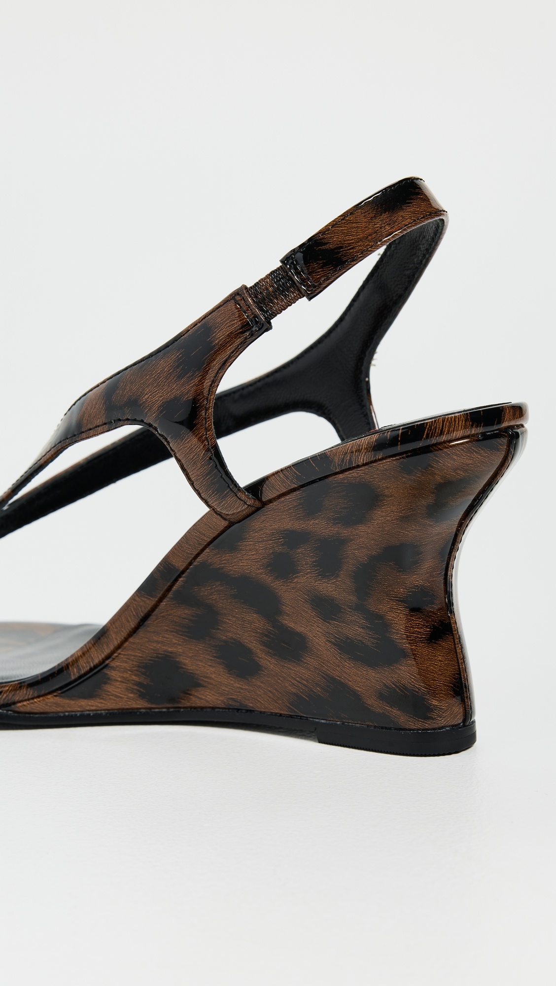 Beep Thong Wedge Sandals - 3