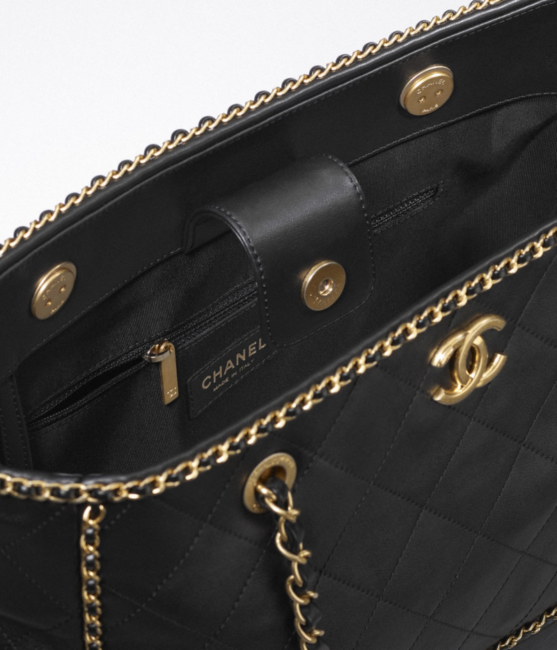 CHANEL Shopping Bag outlook